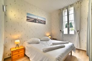 Charente Maritime Maisons de Vacances Gîtes Les Mathes La Palmyre Le Fief des Roses La Roseraie Chambre2 Lit160x200 Rangements