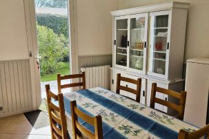 Charente Maritime Maisons de Vacances Gîtes Les Mathes La Palmyre Le Fief des Roses La Roseraie Salle à Manger et Entrée